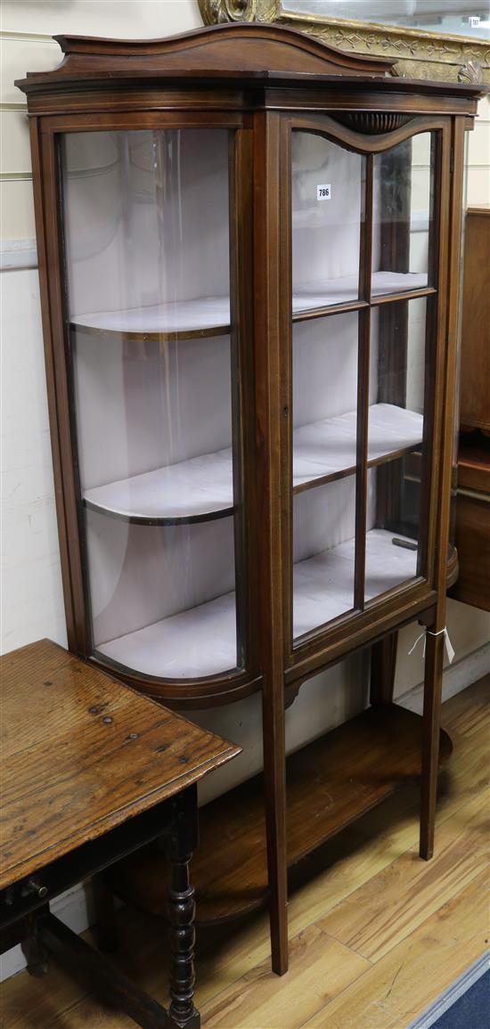 An Edwardian mahogany display cabinet W.93cm